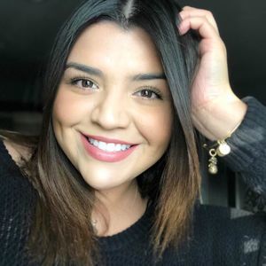 Meet your Posher, Marisa